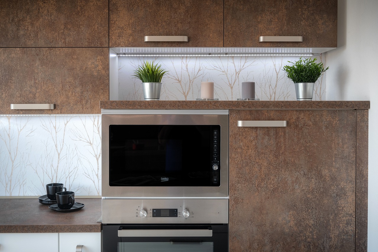 Glass Kitchen Backsplash